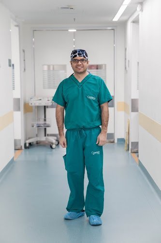 Dr. Alexis Romero Velásquez Dr. Alexis Romero Velásquez